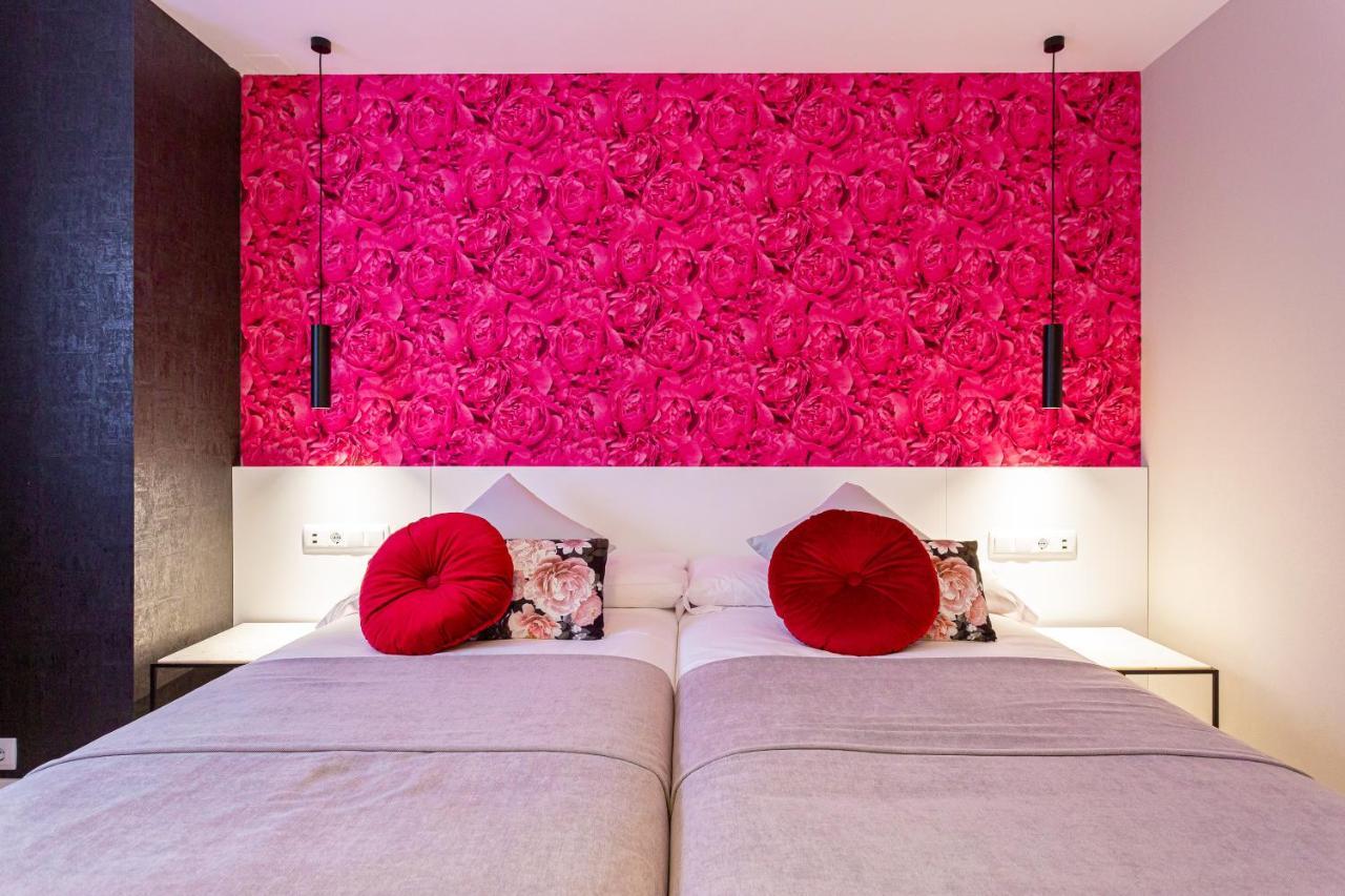 Fly Rooms Madrid Airport Extérieur photo