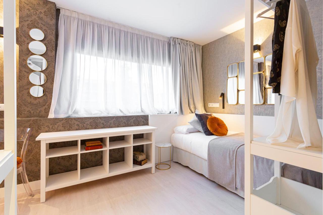 Fly Rooms Madrid Airport Extérieur photo