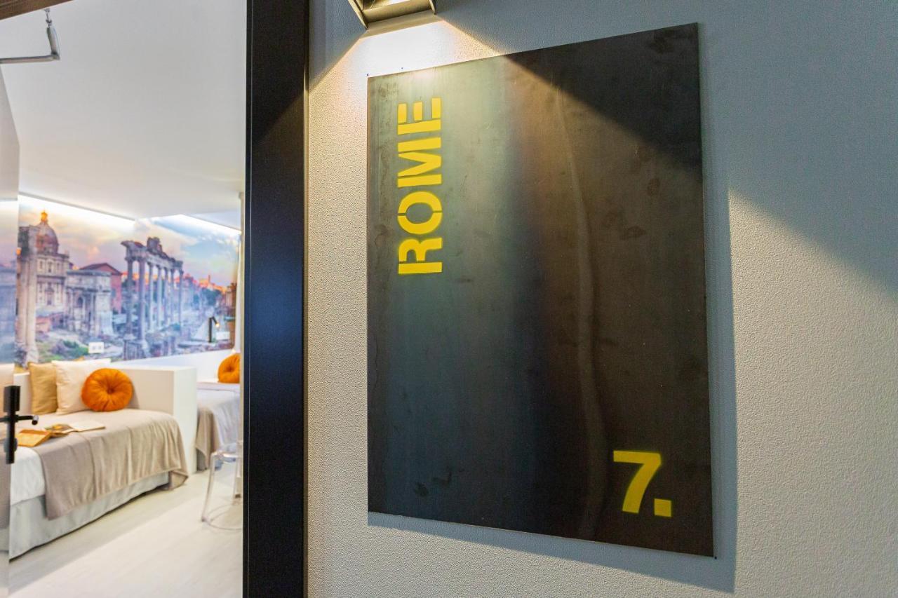 Fly Rooms Madrid Airport Extérieur photo