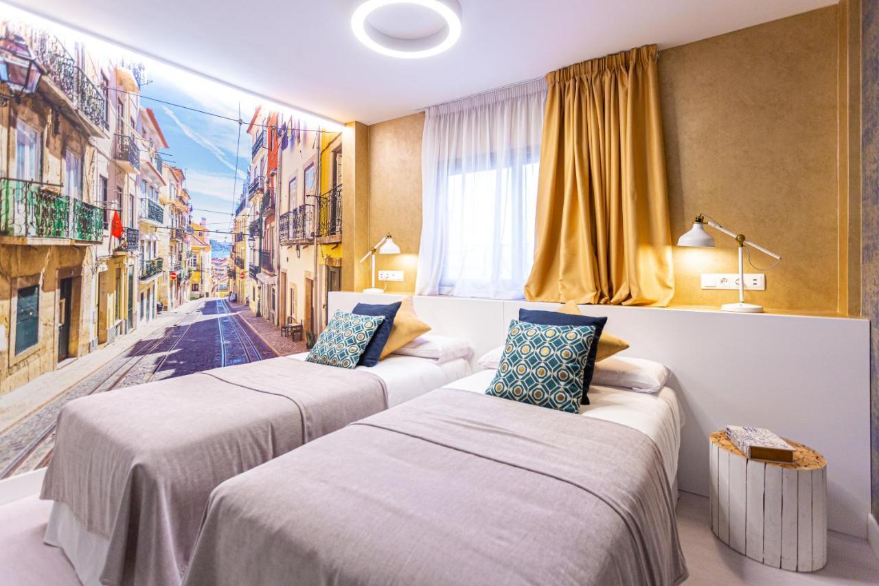 Fly Rooms Madrid Airport Extérieur photo