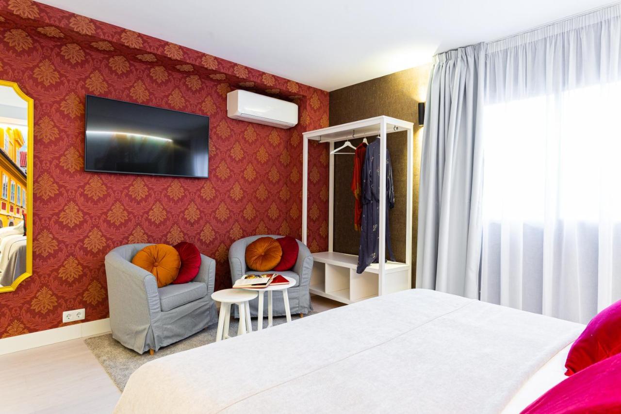 Fly Rooms Madrid Airport Extérieur photo