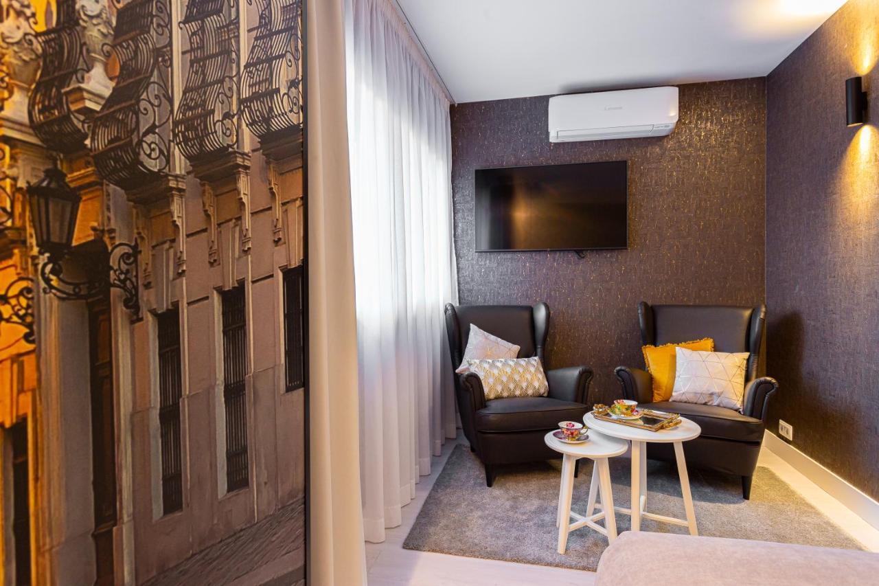 Fly Rooms Madrid Airport Extérieur photo